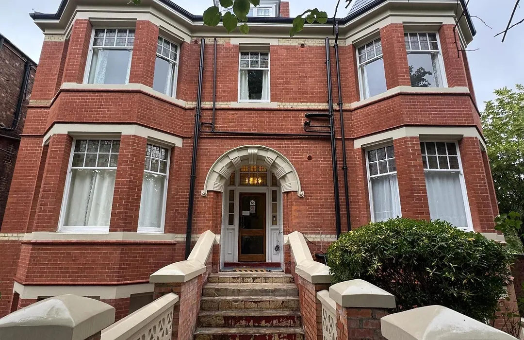Charlie Hotel-1